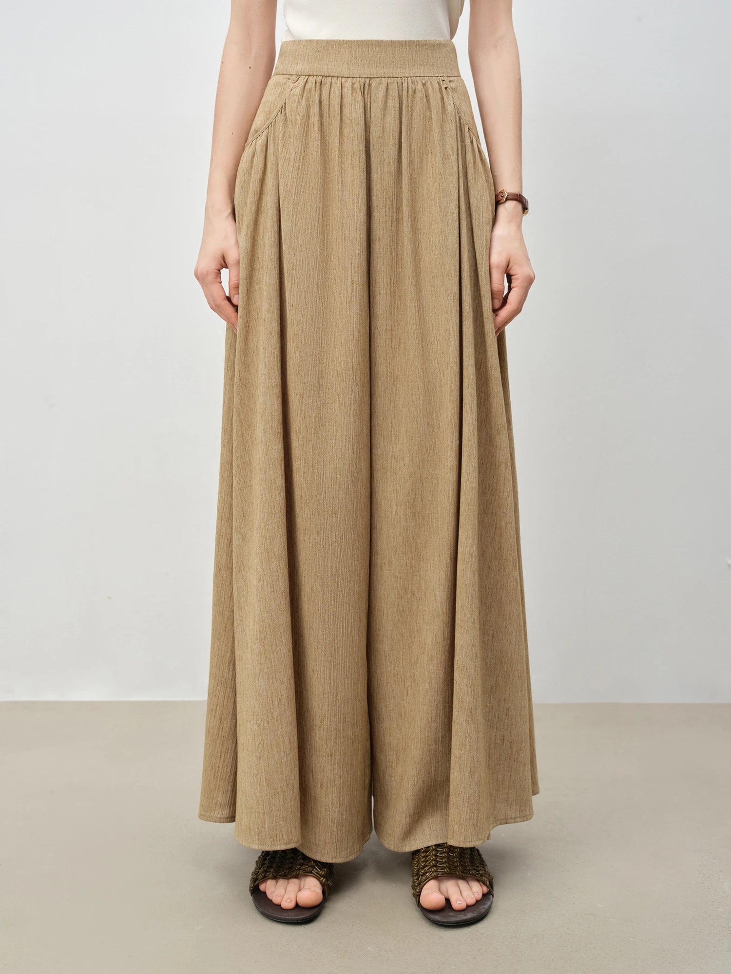 Two-Piece Summer Office Casual Set – Sleeveless Top & Straight Pants