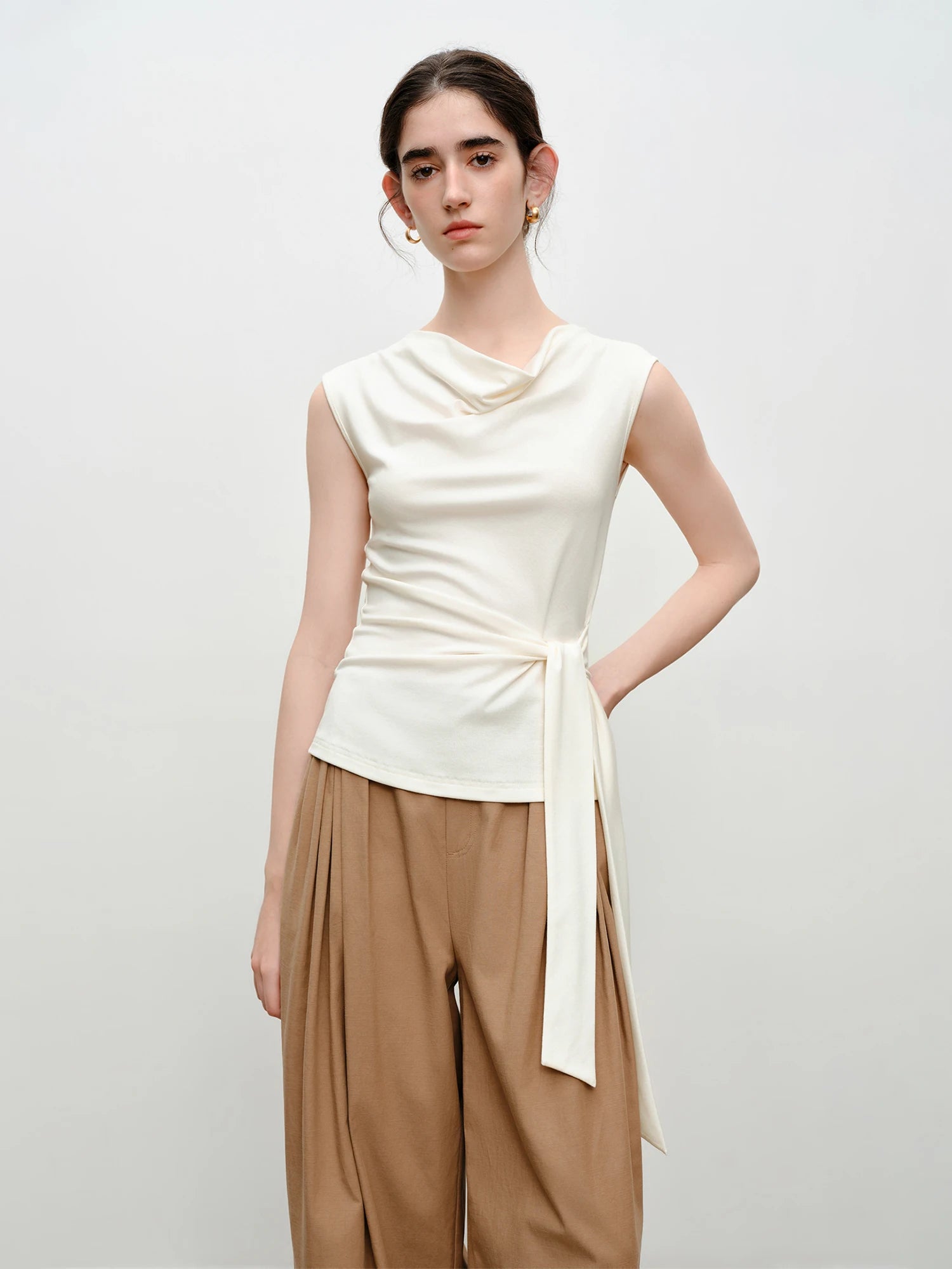 V-Neck Sleeveless Office Casual Knit Top