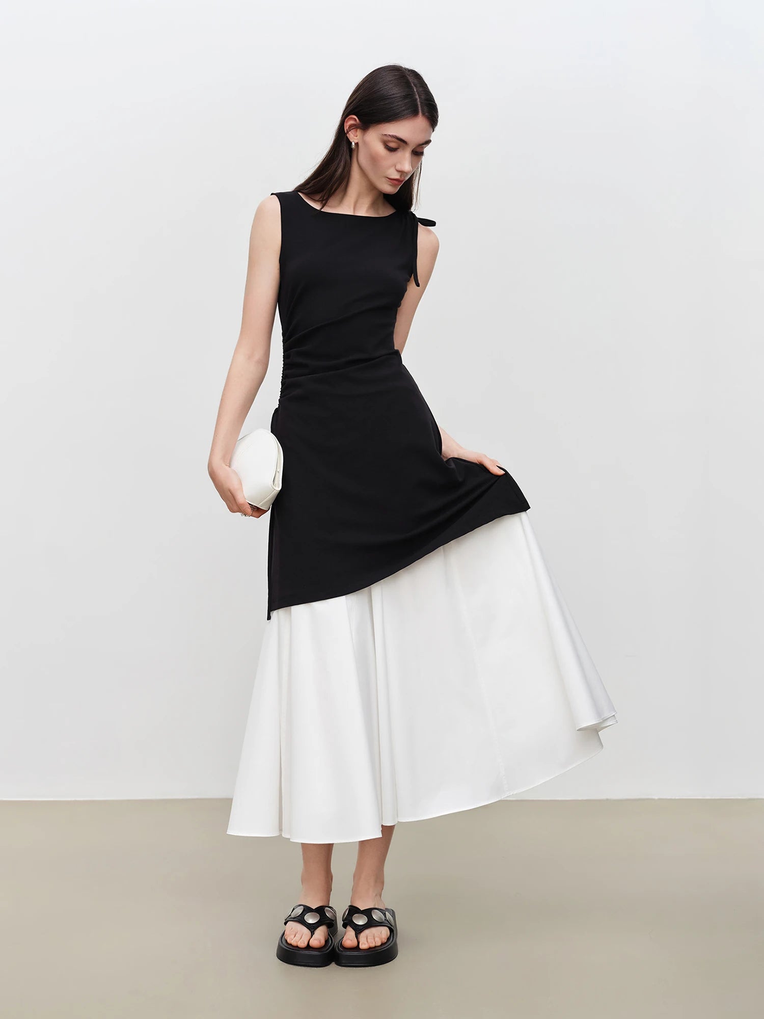 Classic Sleeveless O-Neck A-Line Knee Dress