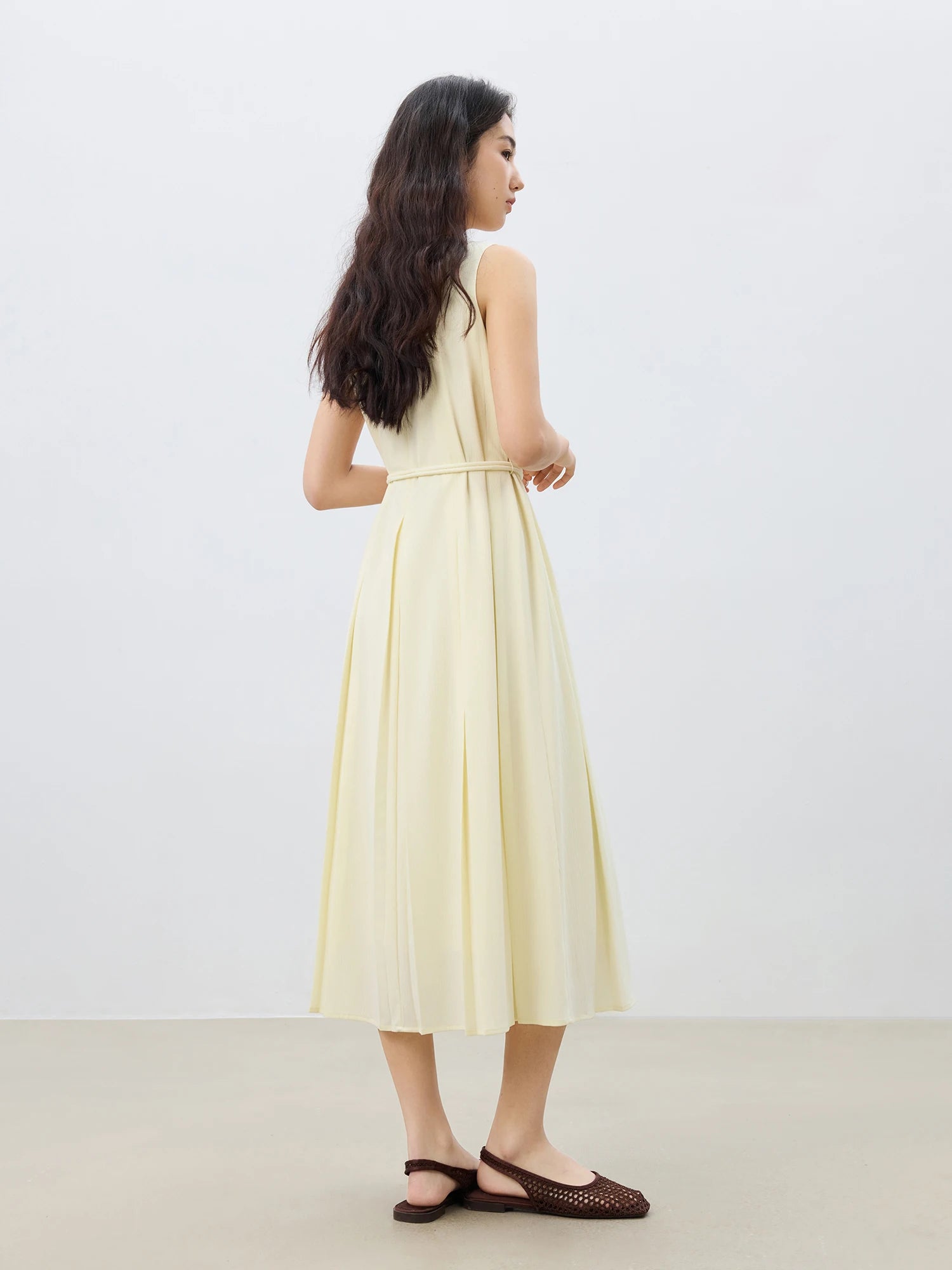 O-Neck Fit and Flare Mid-Calf Office Lady Dress with Sash Detail