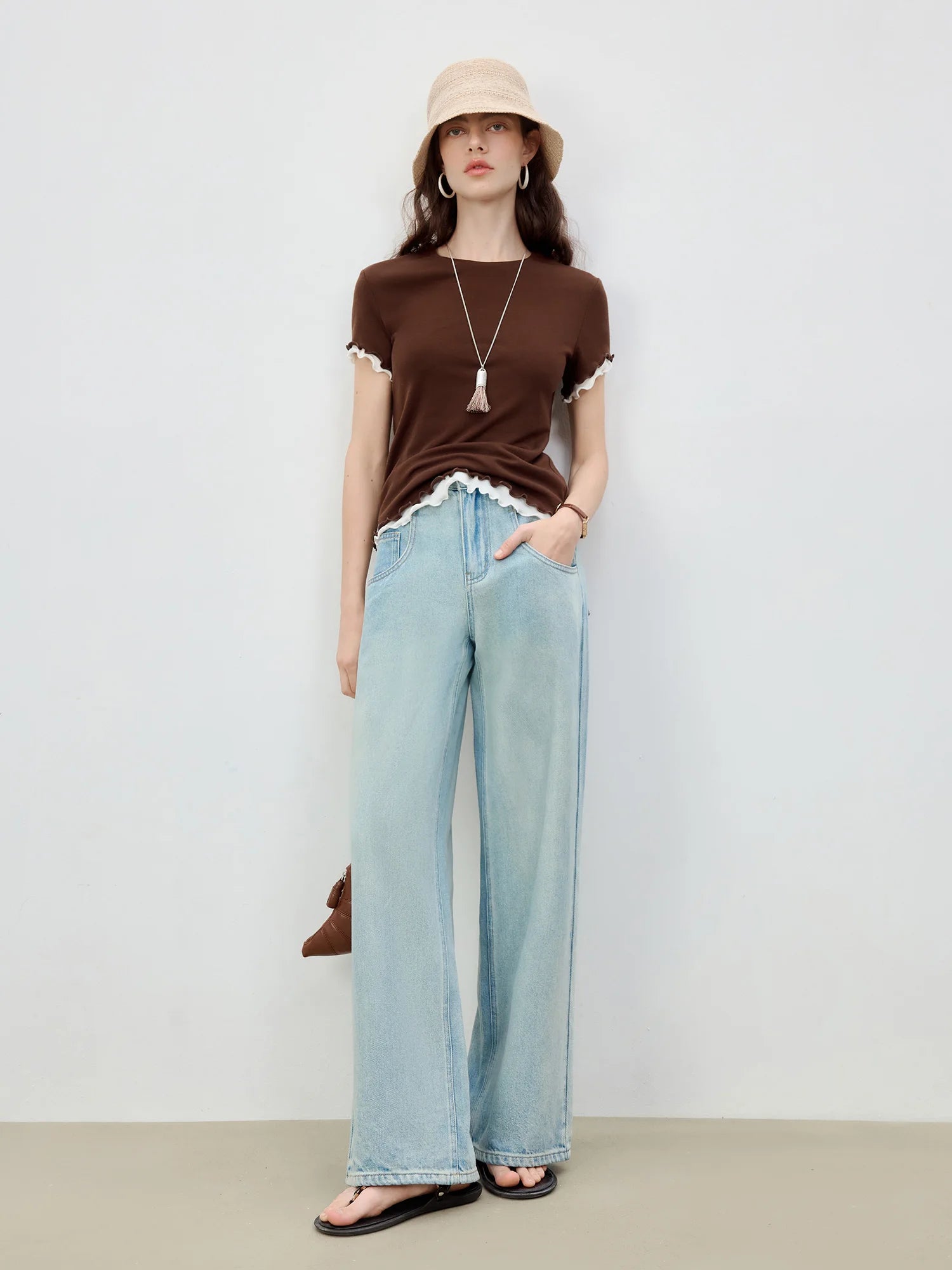 Mid-Waist Wide Leg Jeans in Cotton and Lyocell Blend
