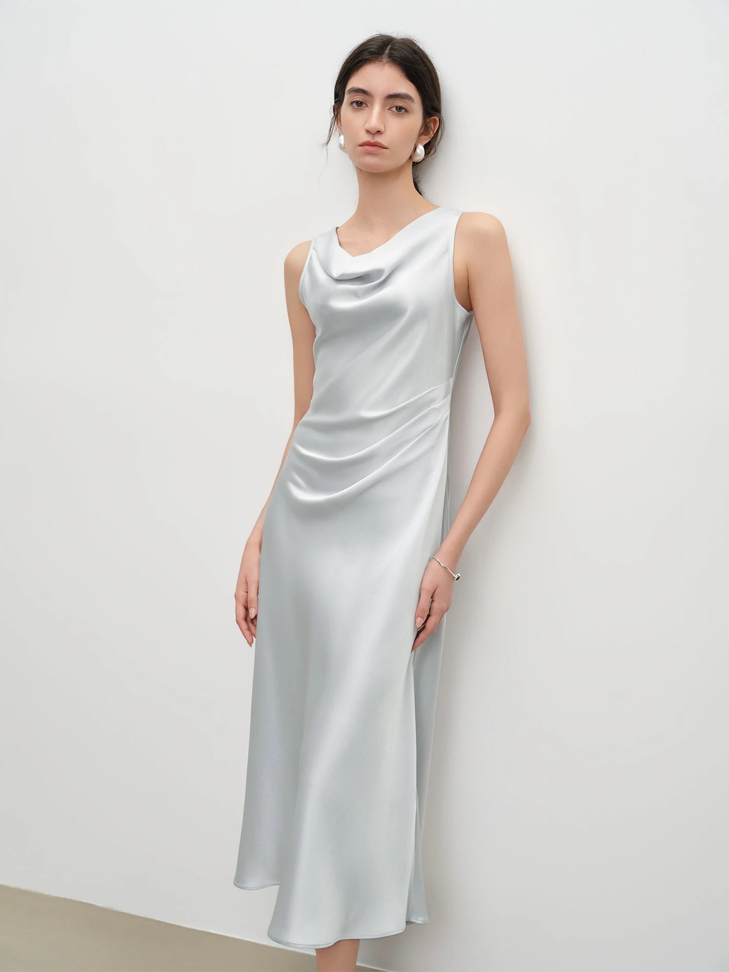 Slim Fit Swing Collar A-Line Midi Dress