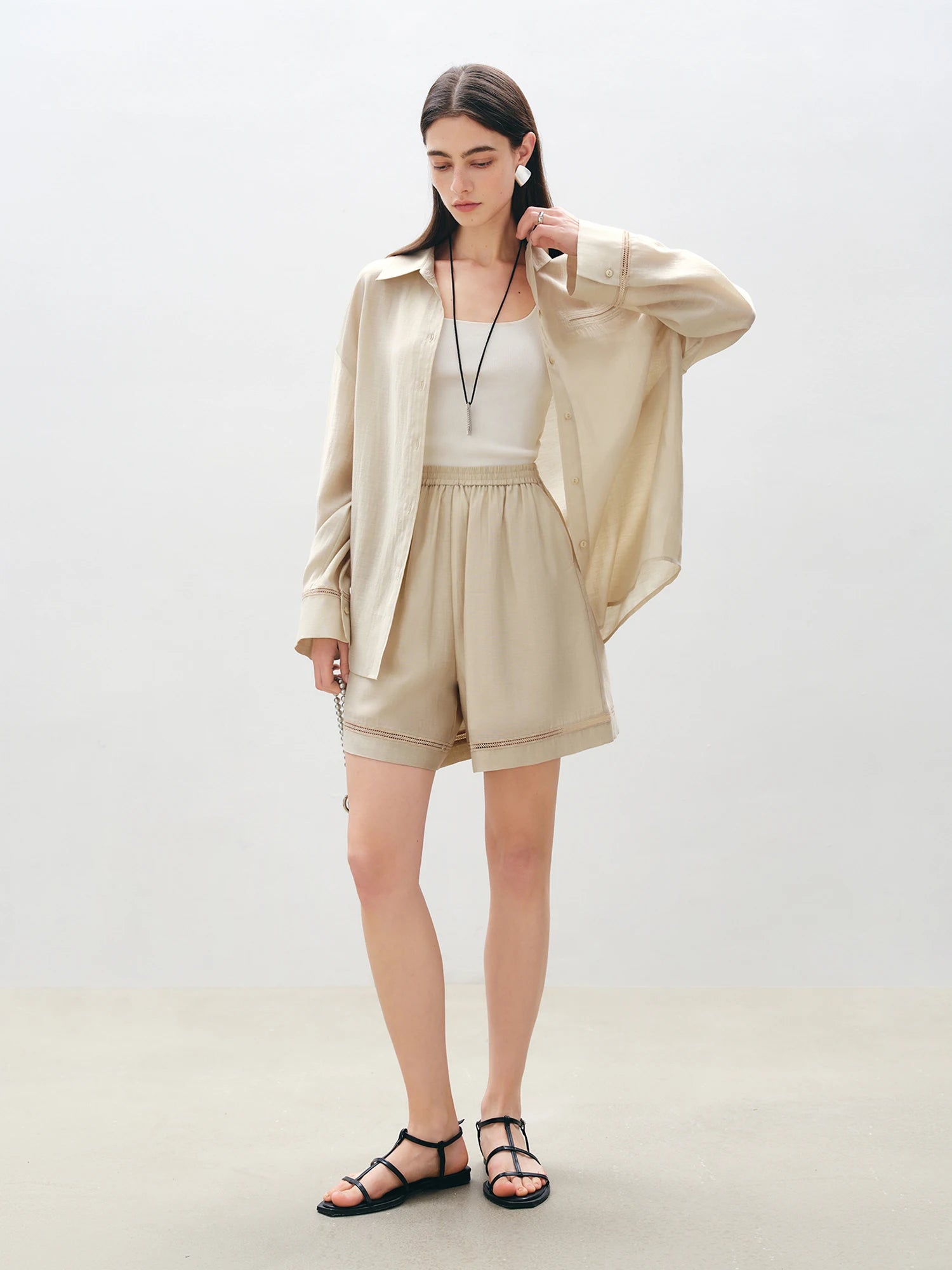Elegant Loose-Fit Shirt and Shorts Set