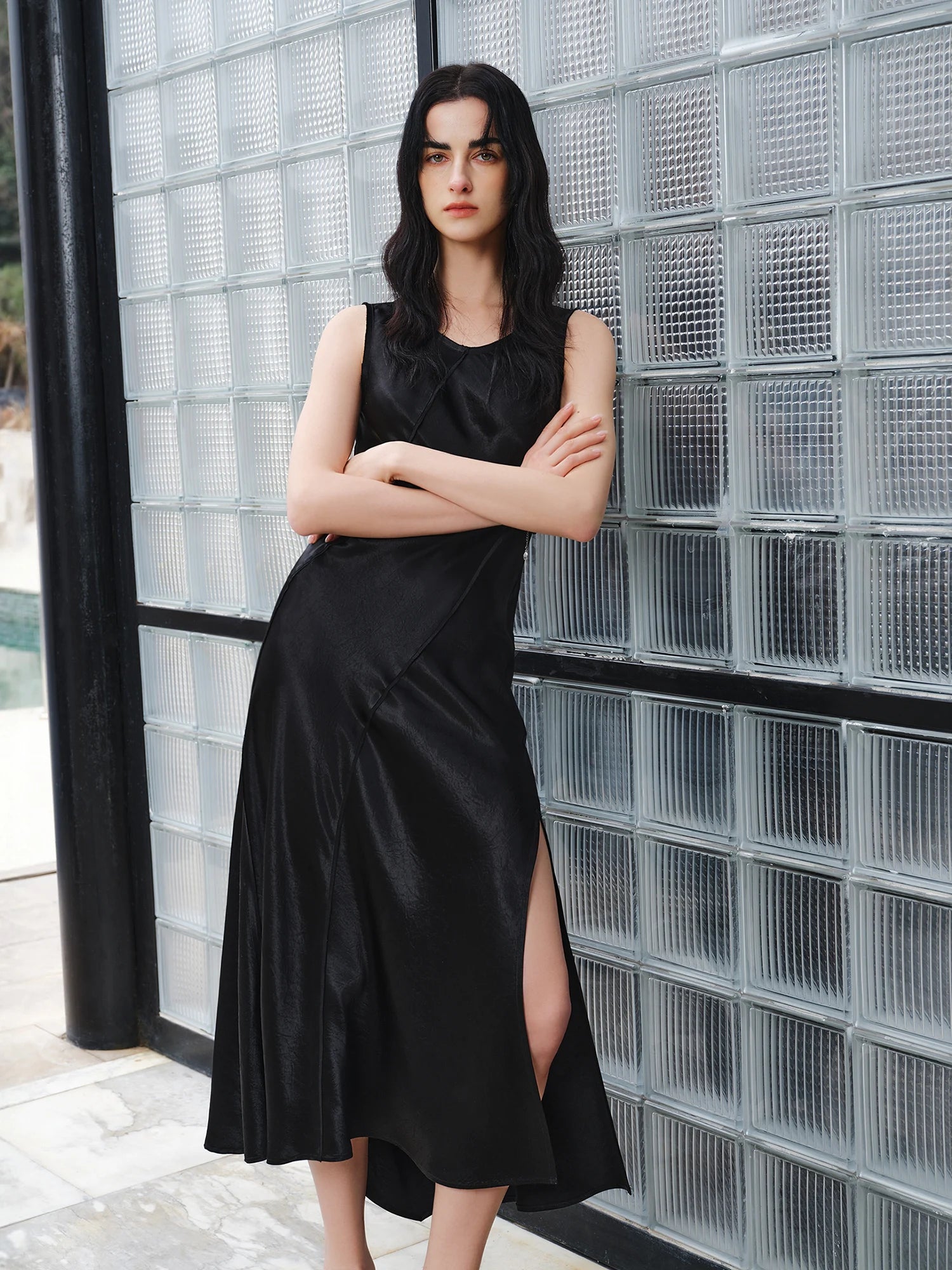 Elegant Slim Fit Acetate Midi Dress – Sleek Minimalist Evening Look