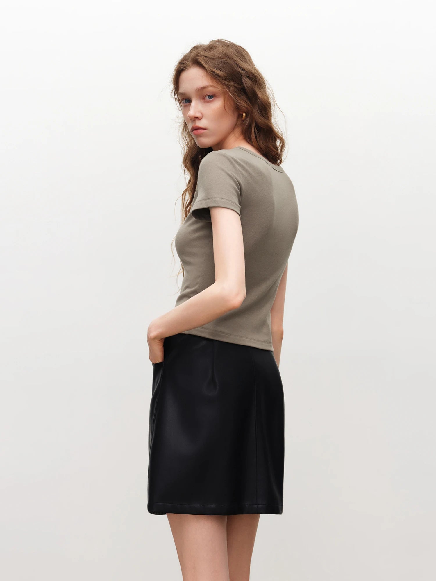 Classic Solid Color Short Sleeve Knit Top