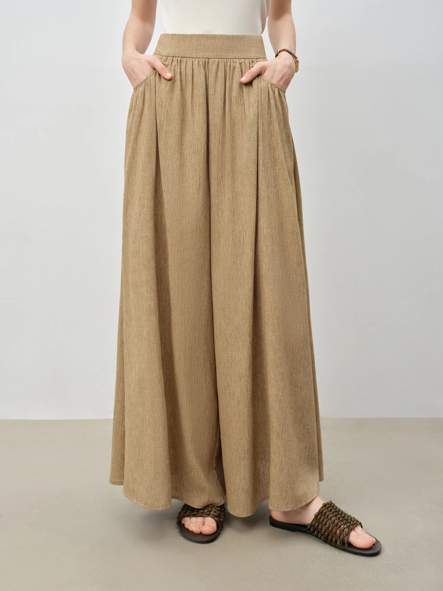Two-Piece Summer Office Casual Set – Sleeveless Top & Straight Pants