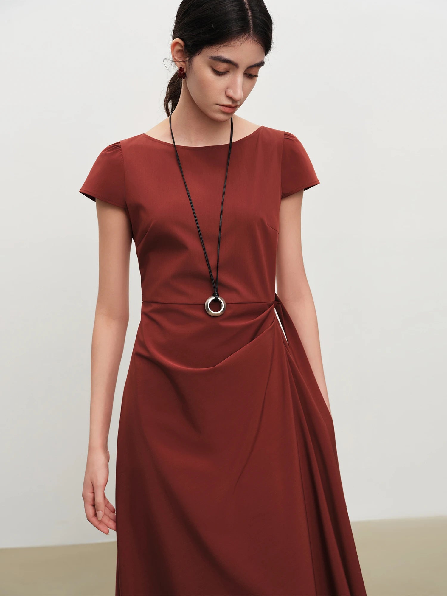 Sleeveless Empire Waist A-Line Mid-Calf Jersey Dress