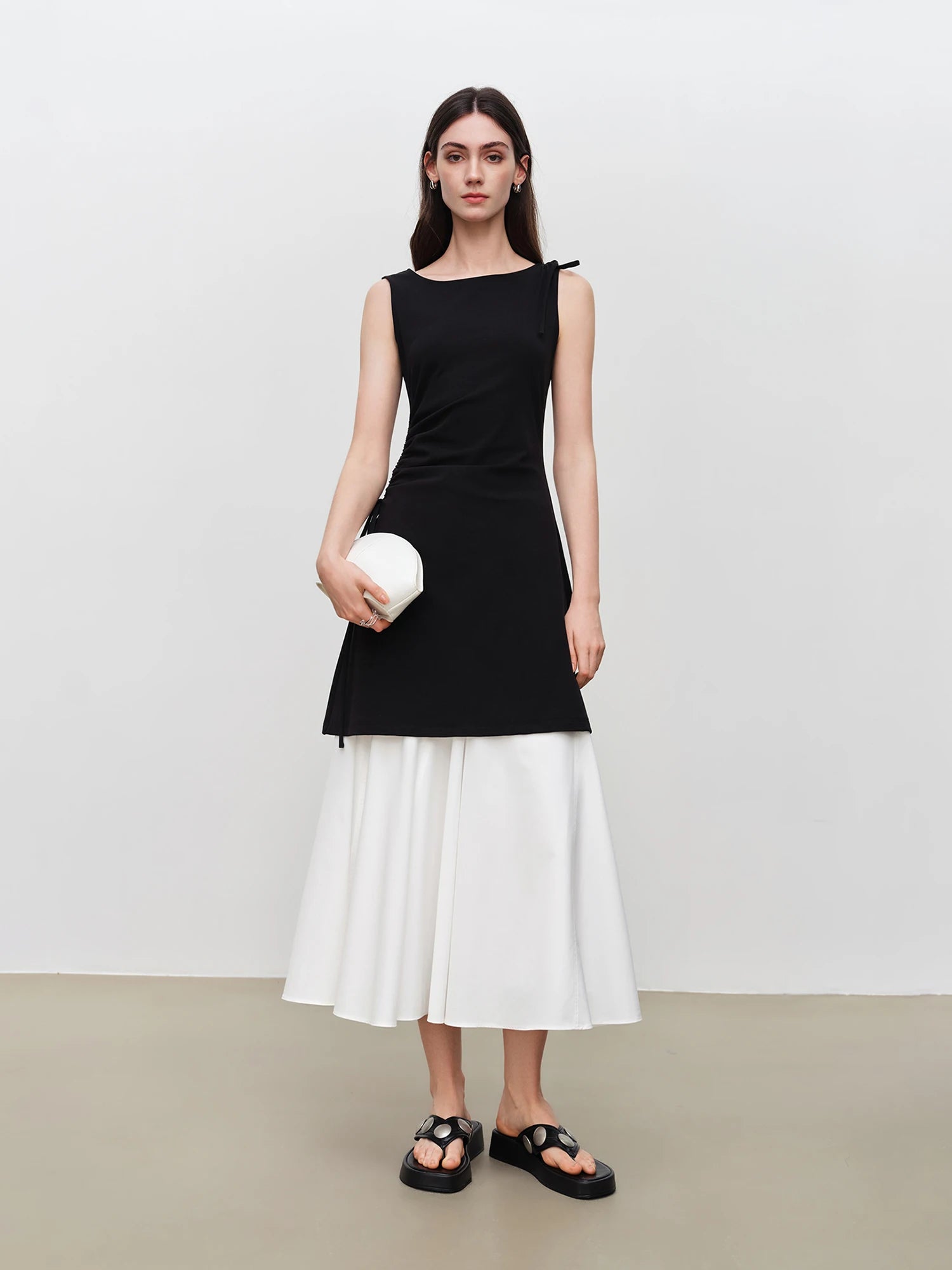 Classic Sleeveless O-Neck A-Line Knee Dress
