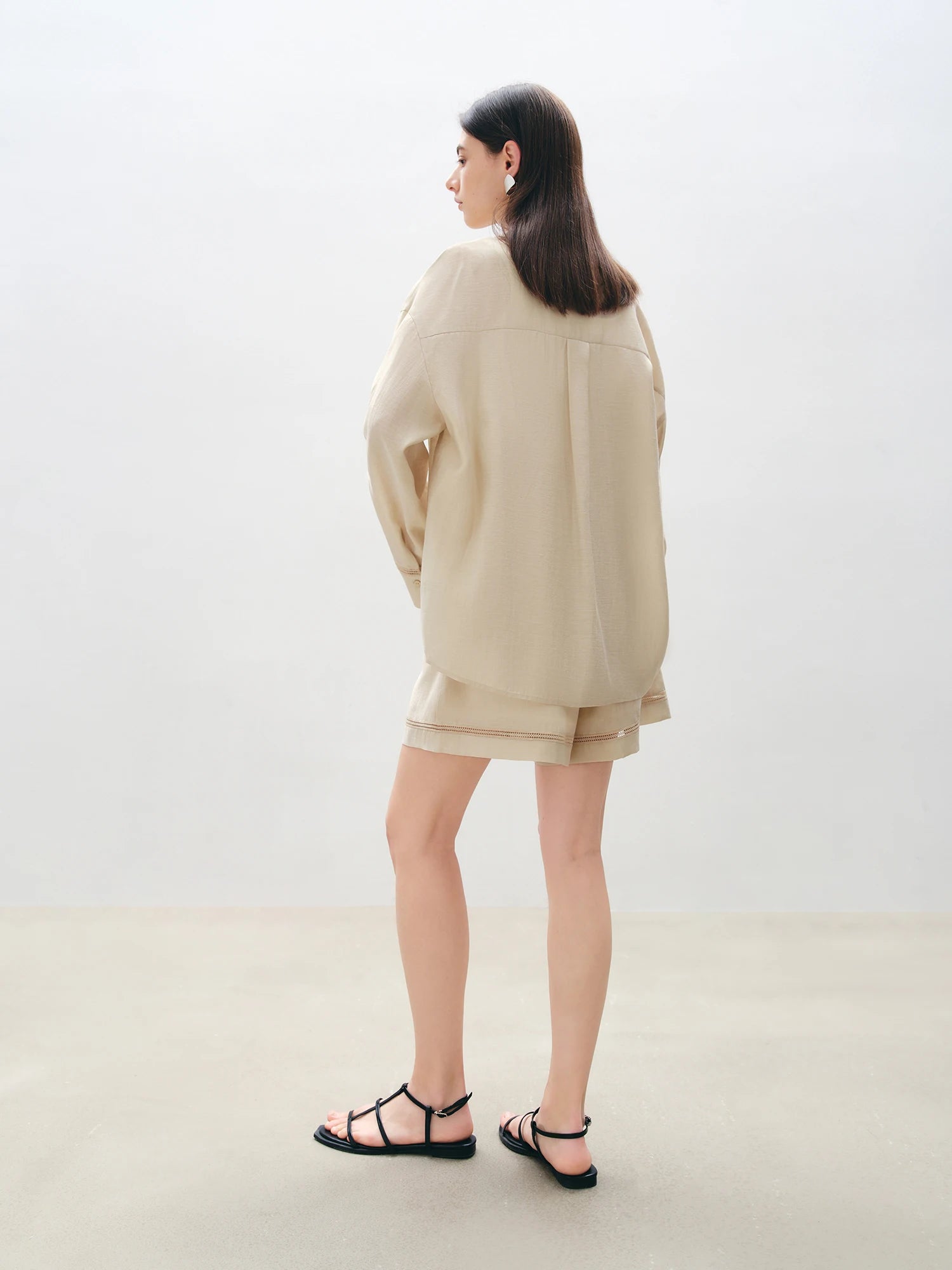 Elegant Loose-Fit Shirt and Shorts Set