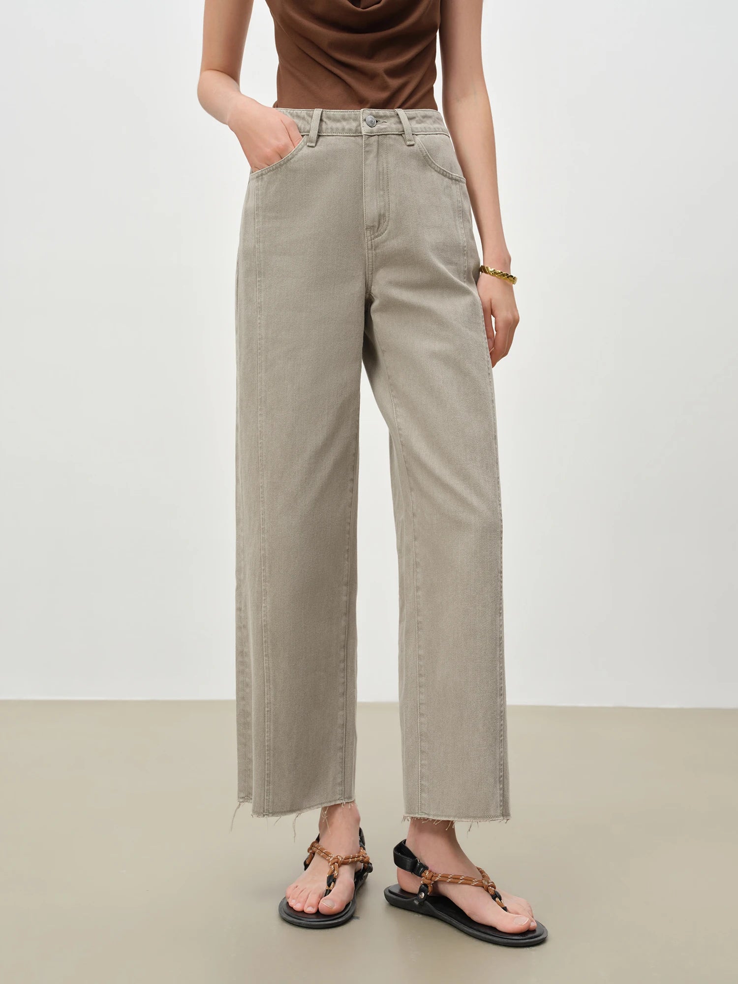High-Waist Wide Leg Ankle Jeans – Light Wash Denim
