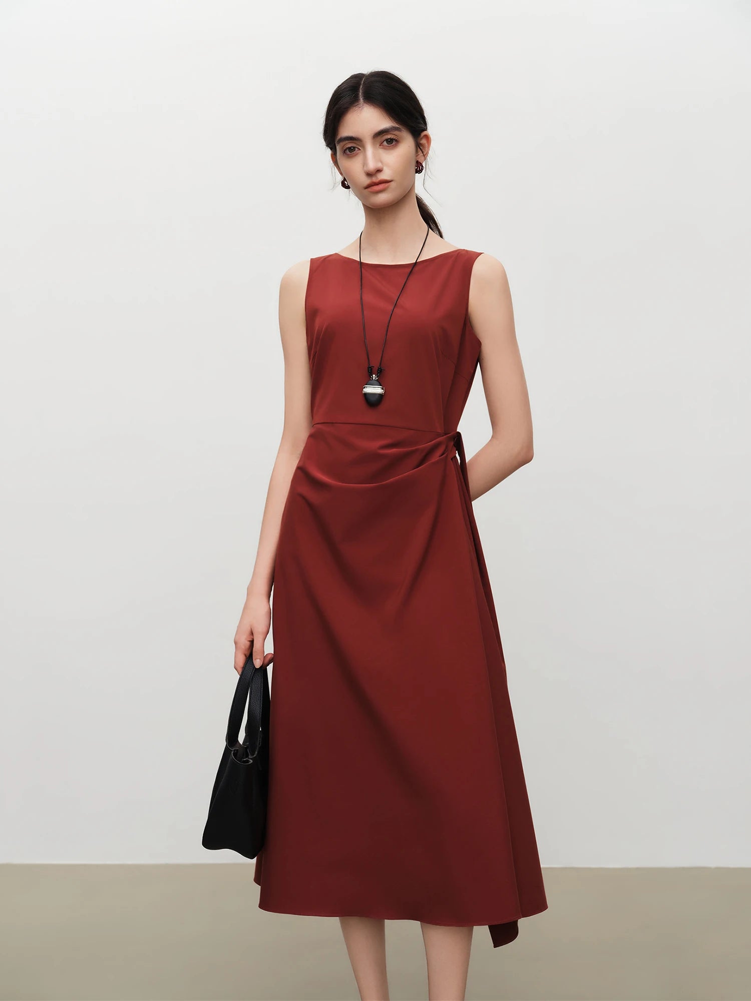 Sleeveless Empire Waist A-Line Mid-Calf Jersey Dress