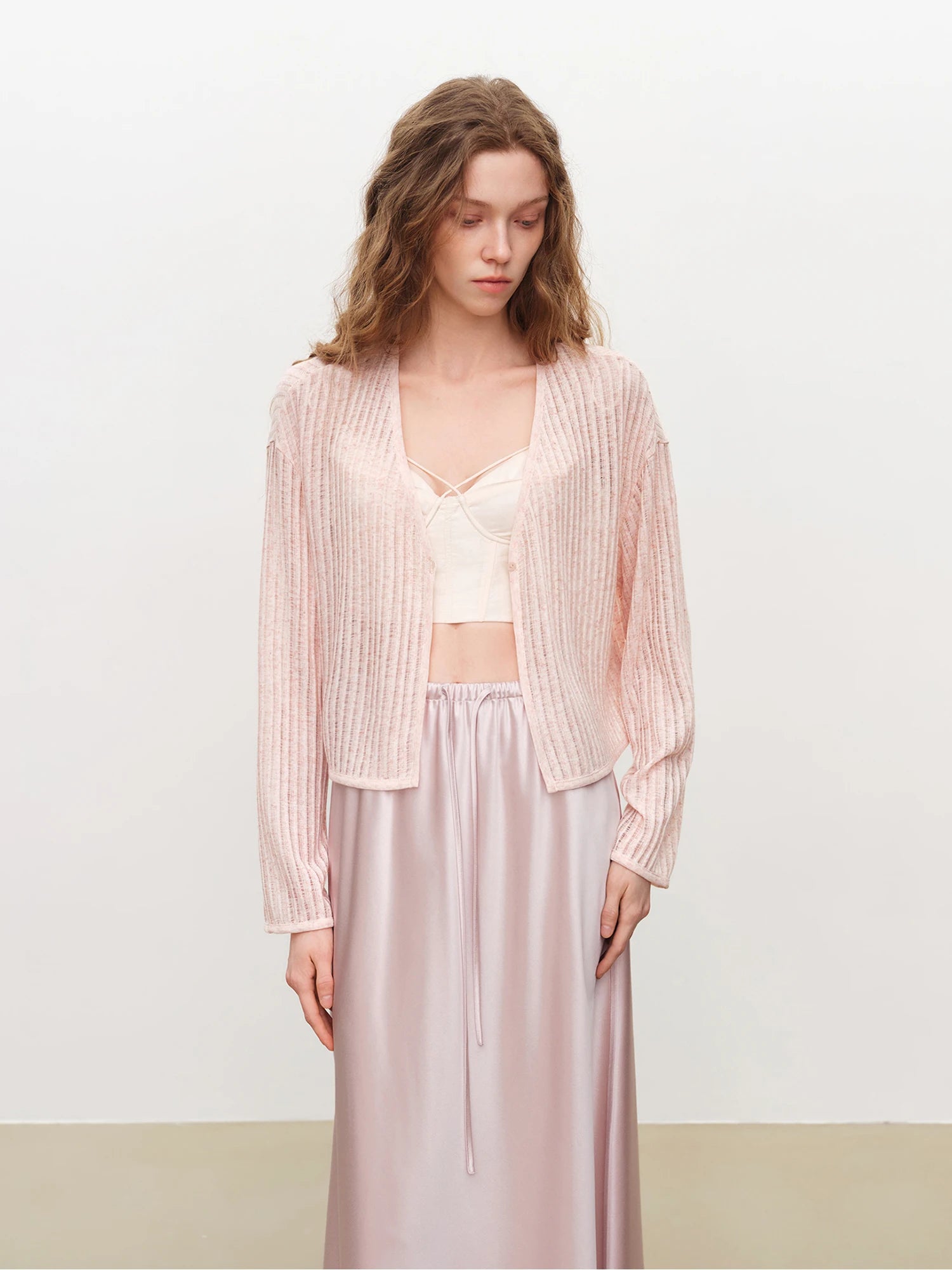 Lightweight V-Neck Single-Breasted Casual Knit Top