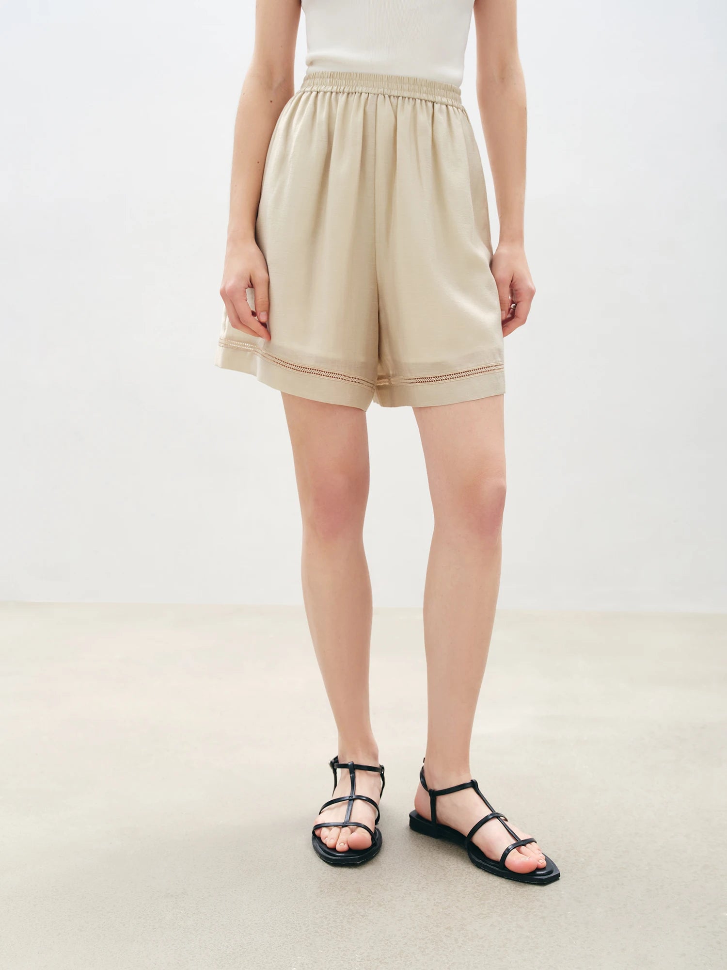 Elegant Loose-Fit Shirt and Shorts Set