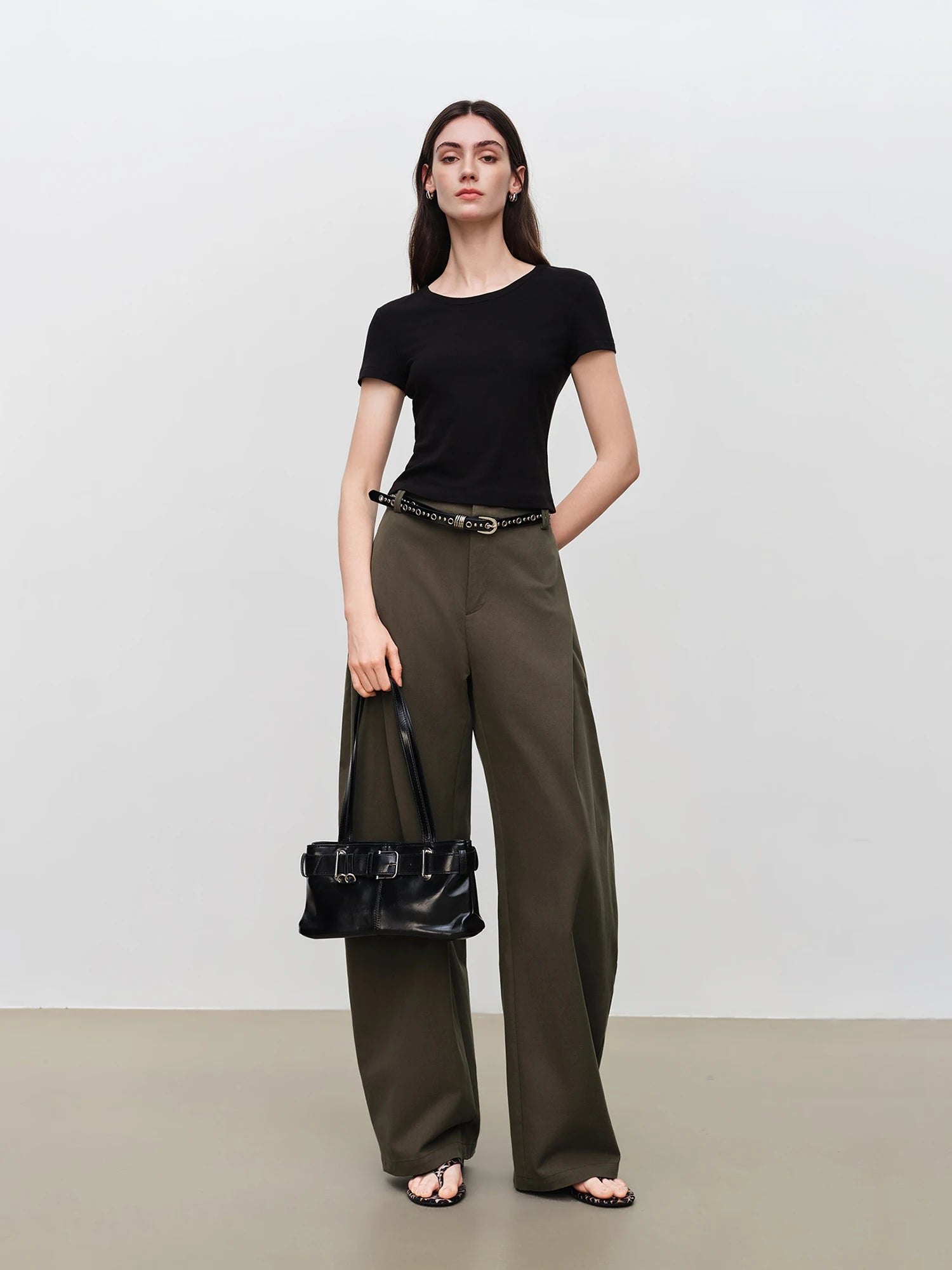 Classic Solid Color Short Sleeve Knit Top