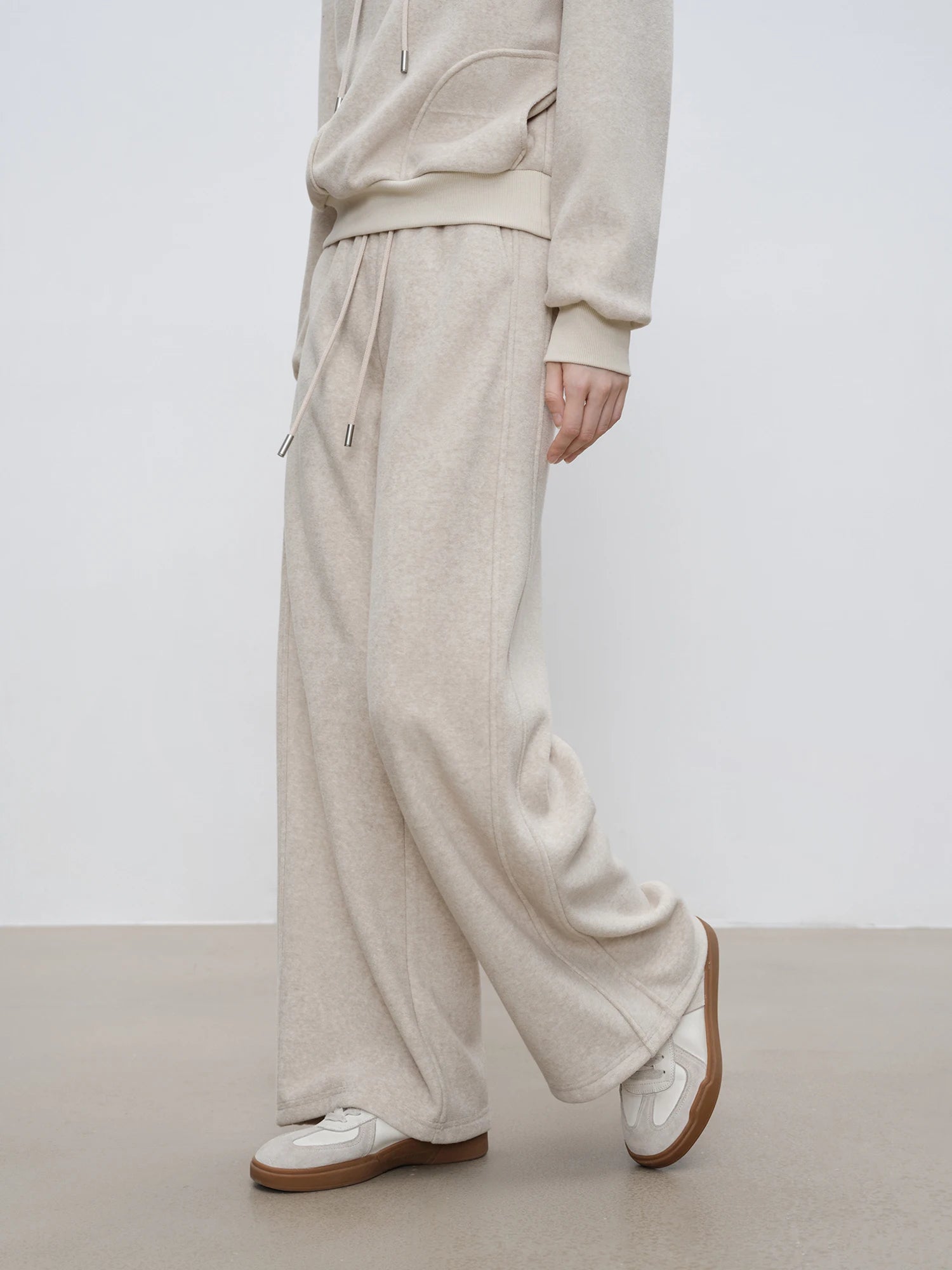 High-Waist Straight Fit Stand Collar Sports-Inspired Set