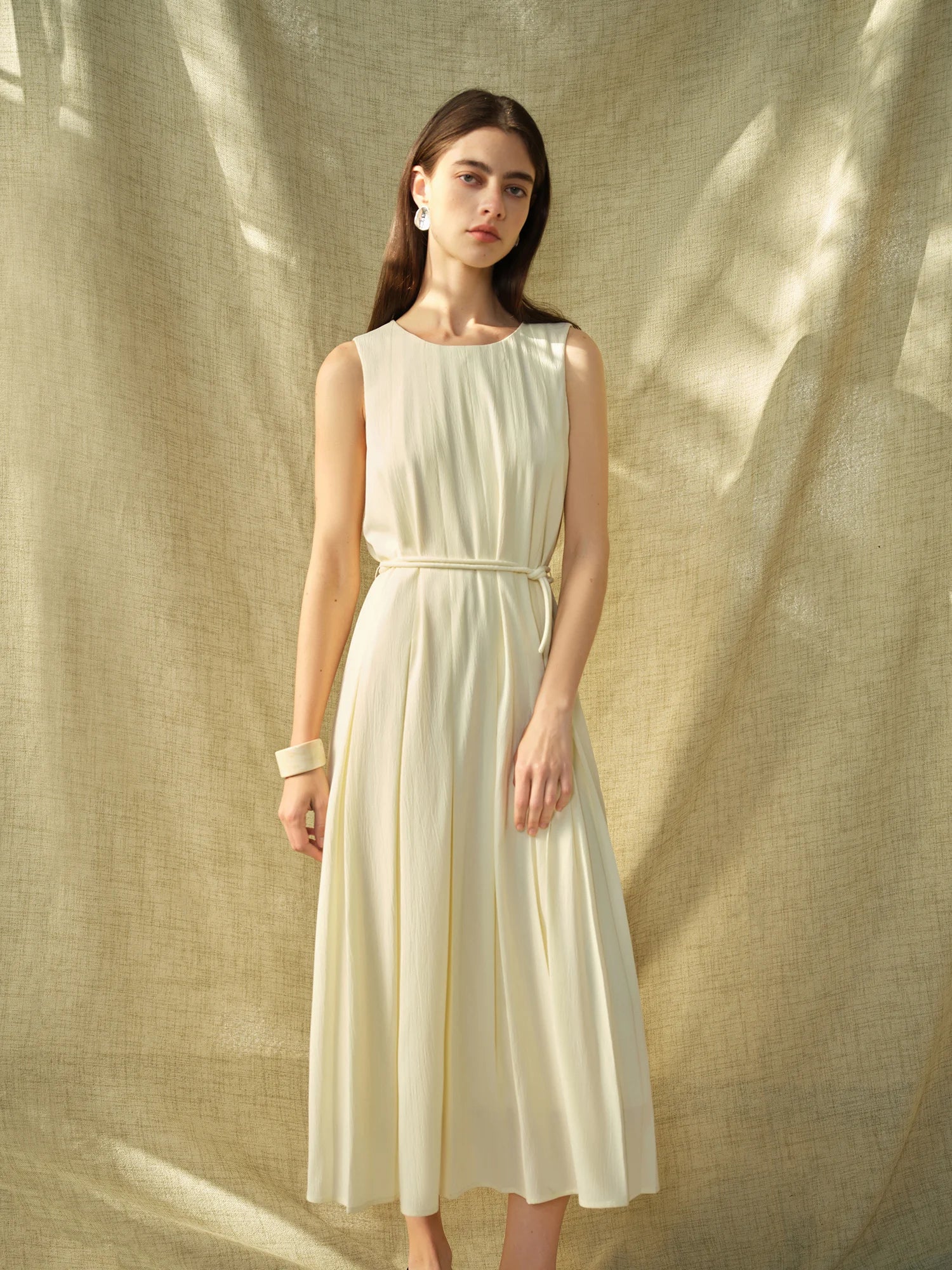O-Neck Fit and Flare Mid-Calf Office Lady Dress with Sash Detail