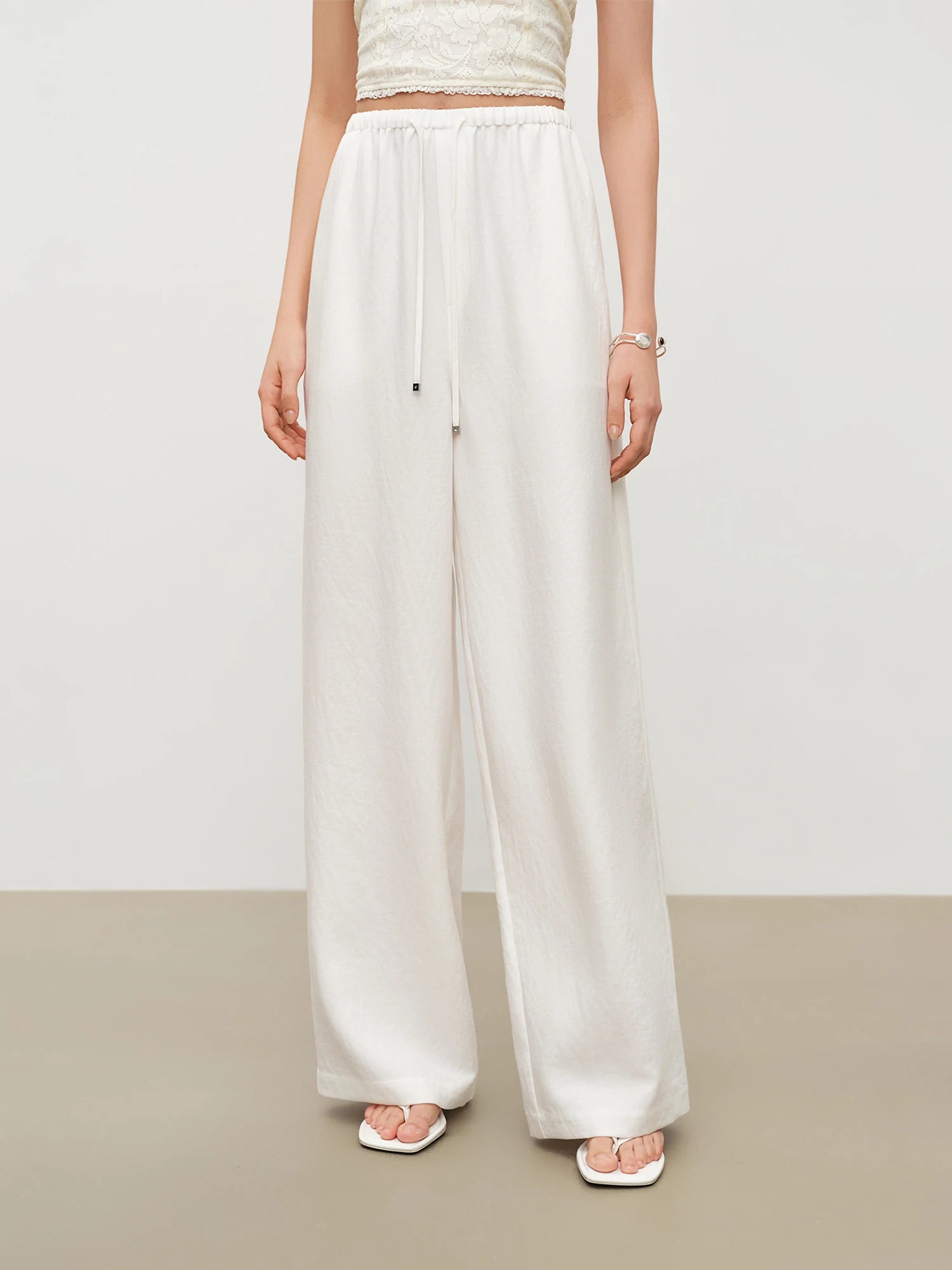 Sleeveless O-Neck Top and Wide-Leg Pants Set