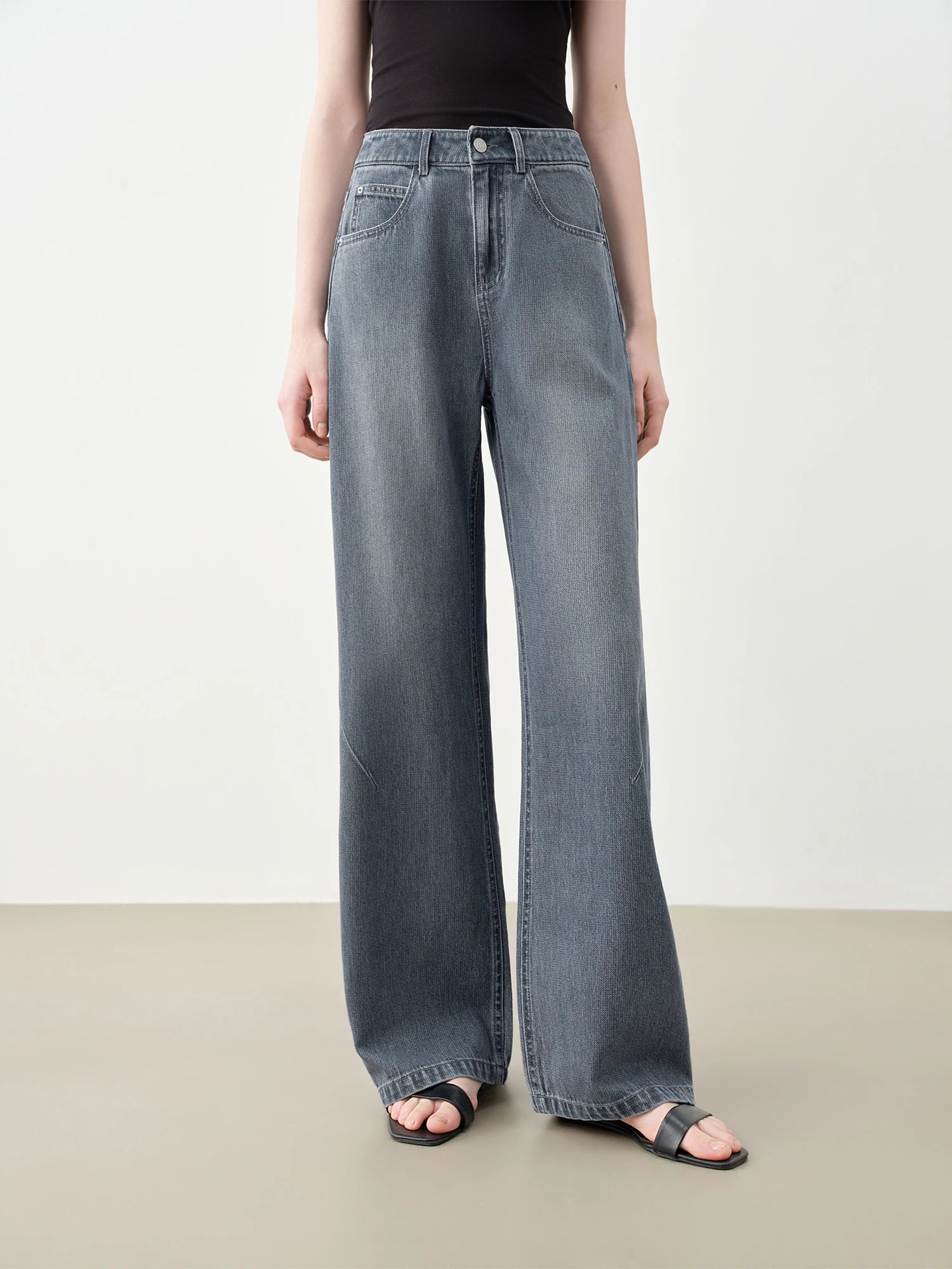 High-Waist Loose Fit Cotton Blend Jeans