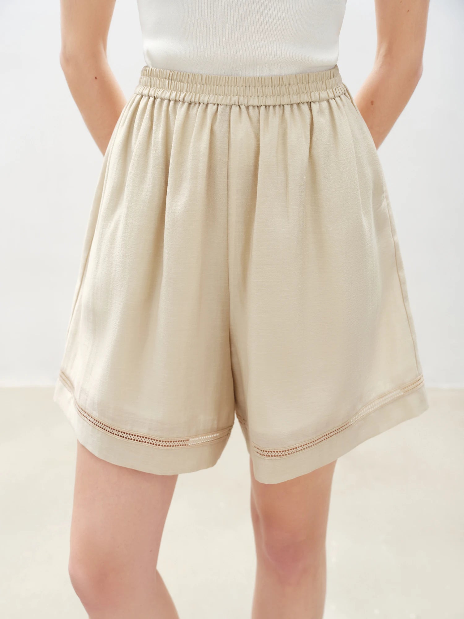 Elegant Loose-Fit Shirt and Shorts Set
